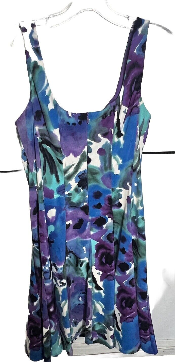 Dress barn women’s size 6 sleeveless fit and flare dress floral pattern