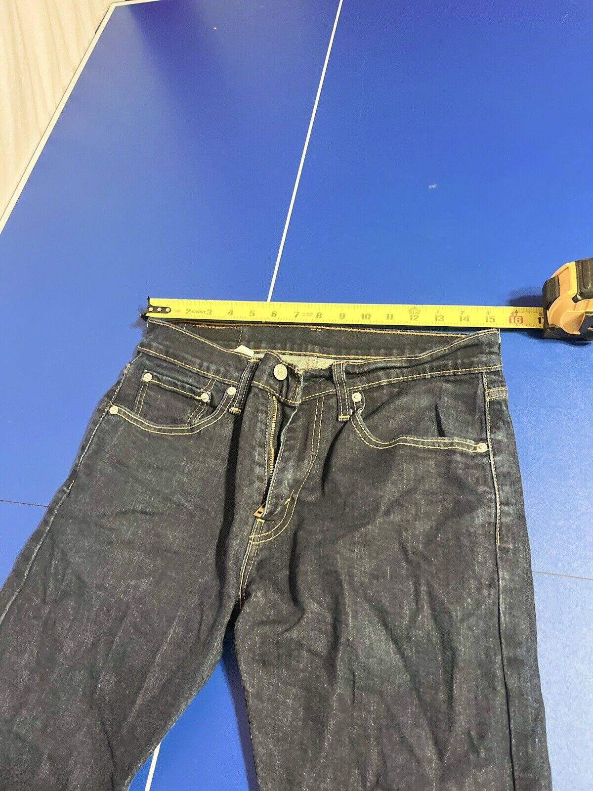 512 Levi’s, 31 Waist, 30 Length, Men’s, Dark Blue Color, Tapered Fit, Rare Find