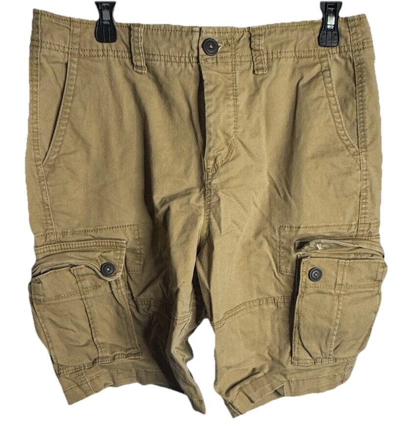 Aeropostale Shorts 31 Mens Khaki Cargo Pockets Outdoors Casual Logo Modern
