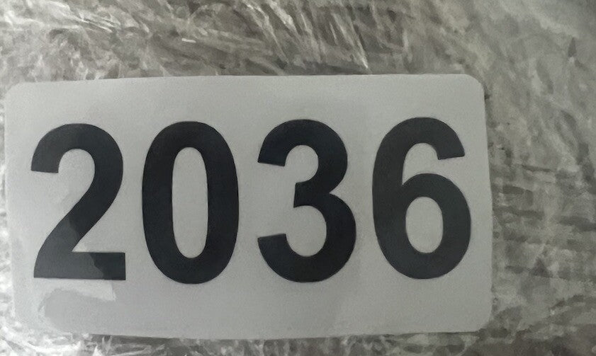 Tommy Hilfiger Men V-neck Sweater Size Medium Long Sleeve