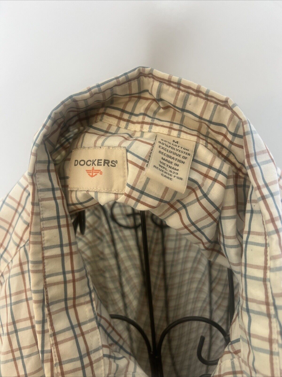 Dockers Medium  Button Up Shirt Plaid White And Blue