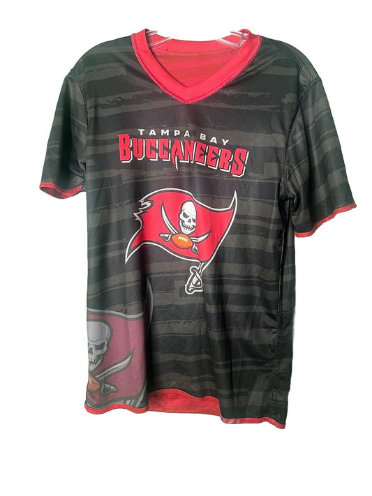 Tampa Bay Buccaneers Unisex Tee - No Size Feels Like Medium Make Offer