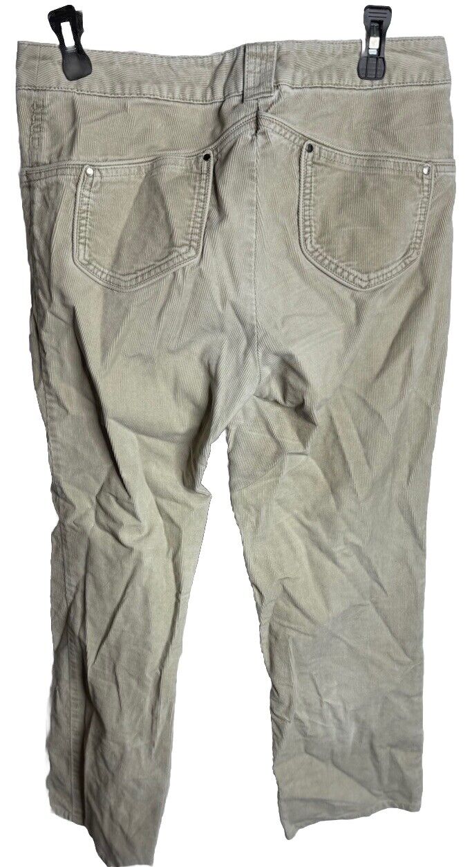 London Jean Stretch Tapered Leg Women's Size 6