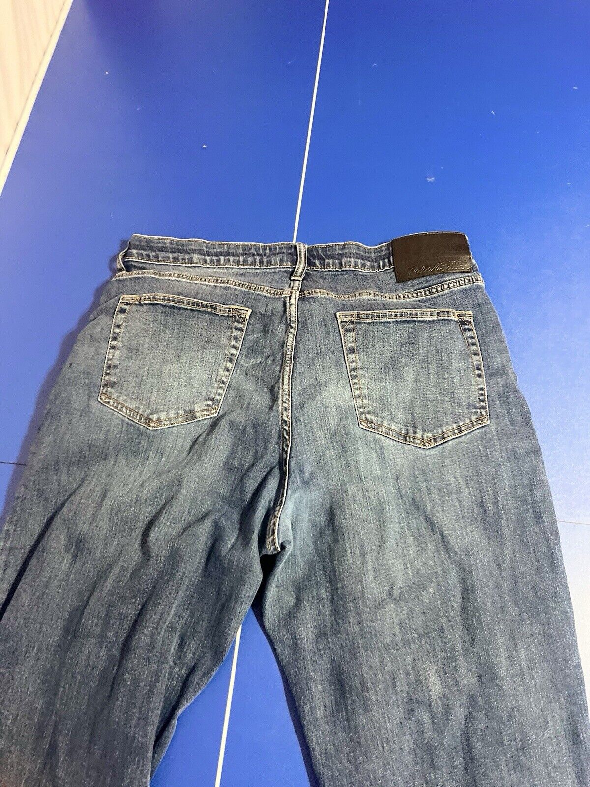 Eddie Bauer Denim Work Jeans Relaxed Basic Heavy Straight Blue Mens Size 38 x 32