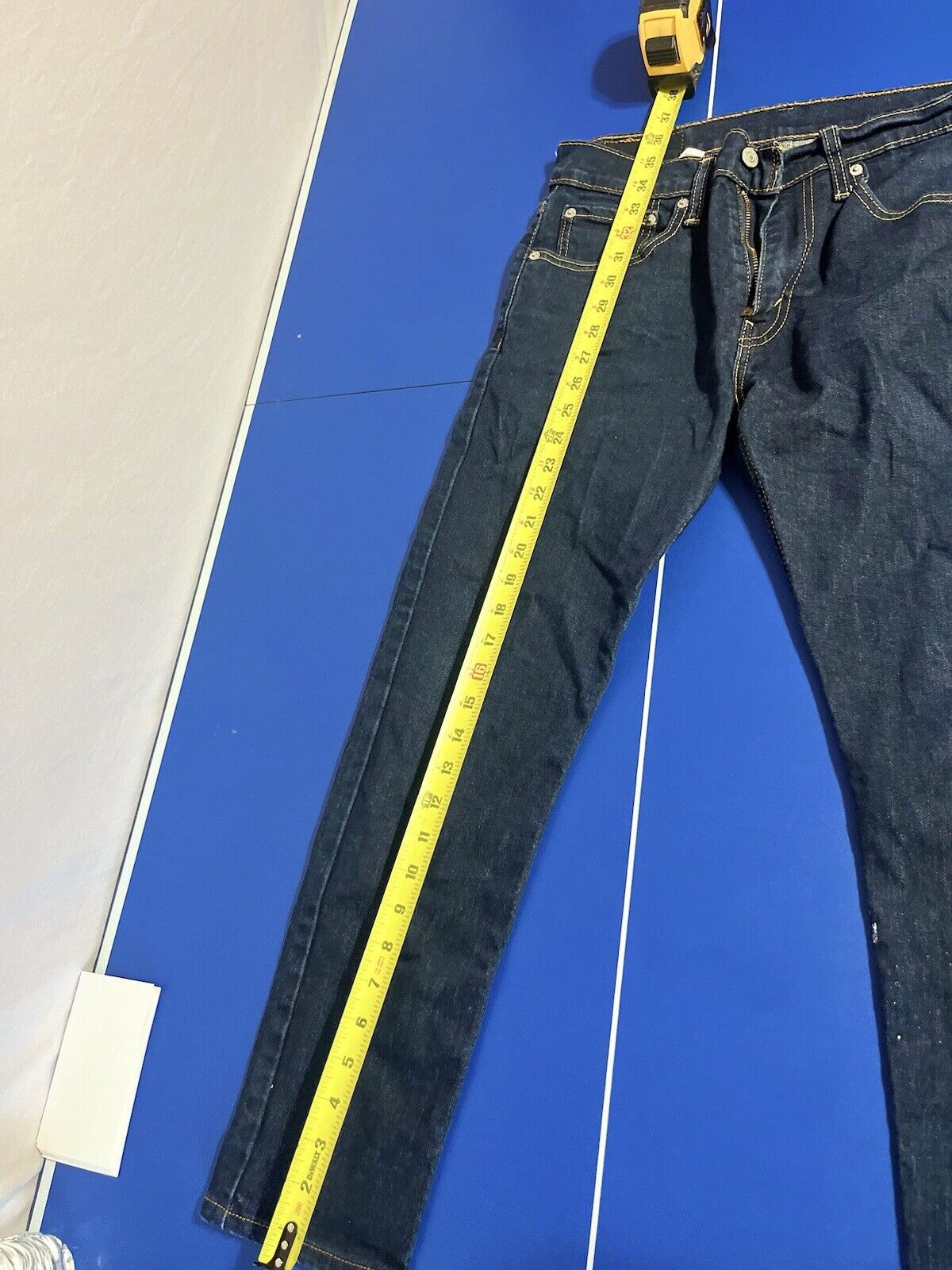 512 Levi’s, 31 Waist, 30 Length, Men’s, Dark Blue Color, Tapered Fit, Rare Find