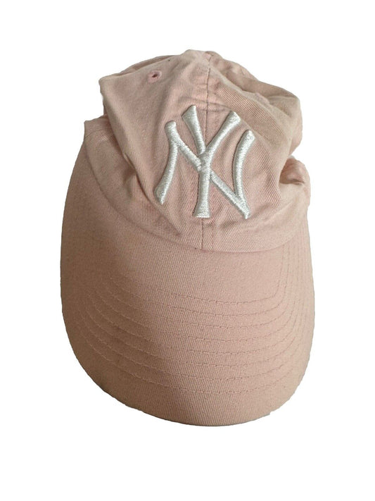 New Era MLB New York Yankees Classic 9TWENTY Adjustable Hat One Size Fits All