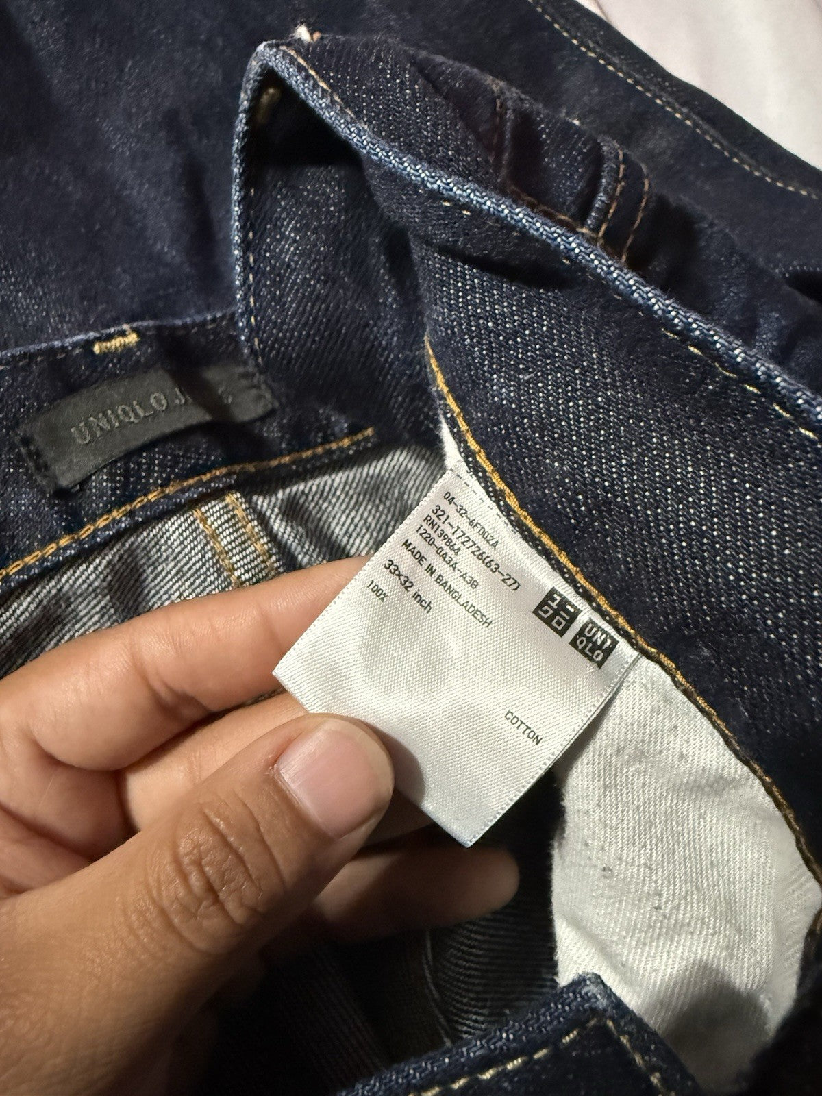 Uniqlo 33x32 Dark Wash Jeans Straight Denim 100% Cotton EUC