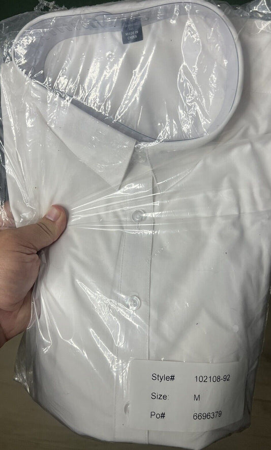 CintAs white long sleeve work shirt Medium Style #102108-092 Brand New