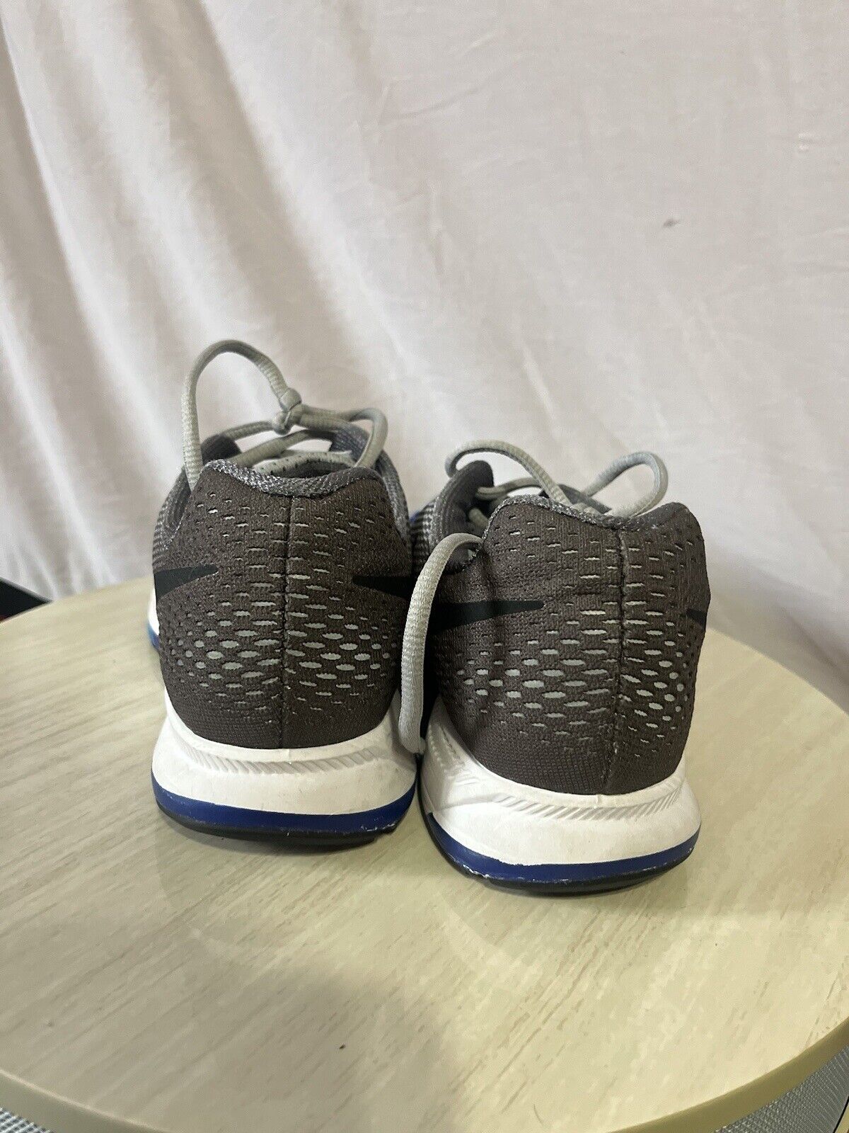 Nike Air Zoom Pegasus 33 Wolf Grey, men’s size 7, 2016, good condition,rare find