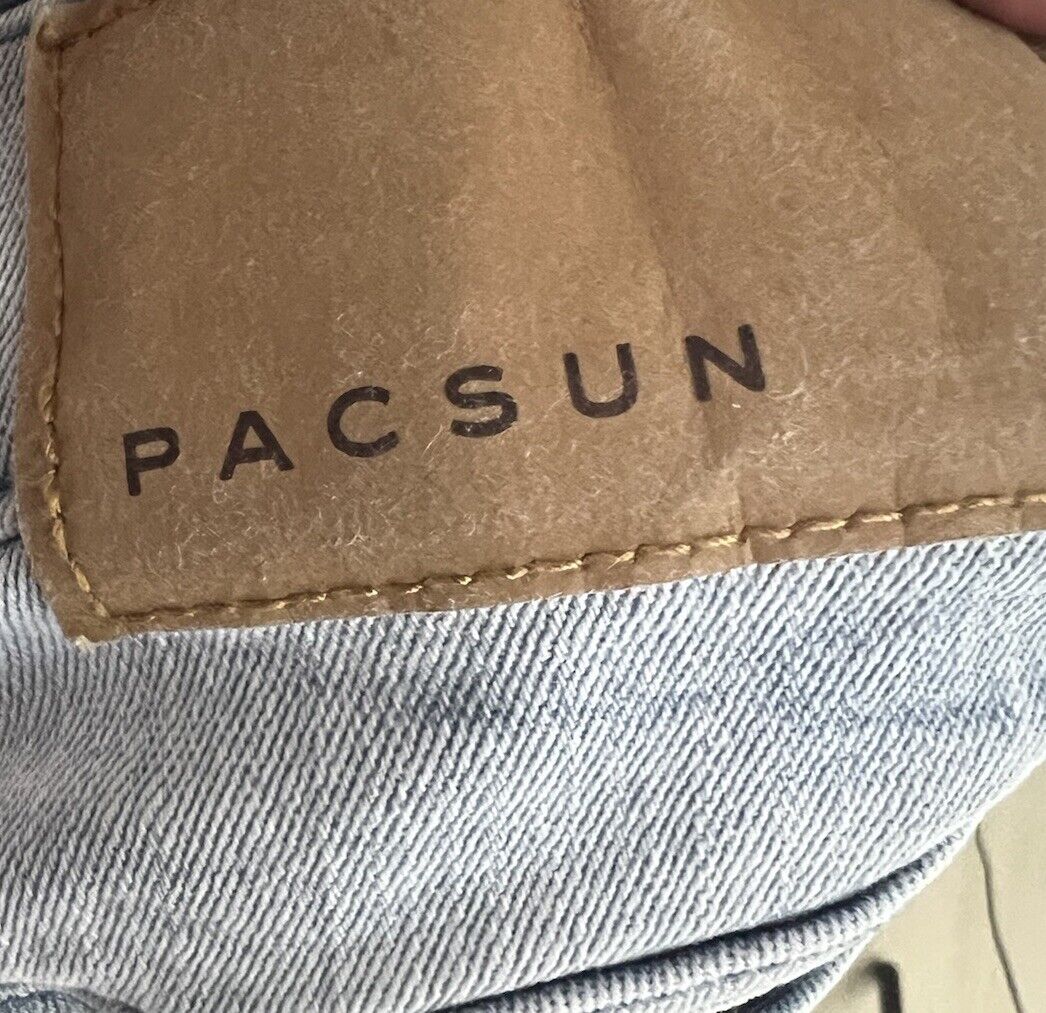 PacSun Men's Size 31x32 Straight Light Wash Button Fly 100% Cotton Jeans