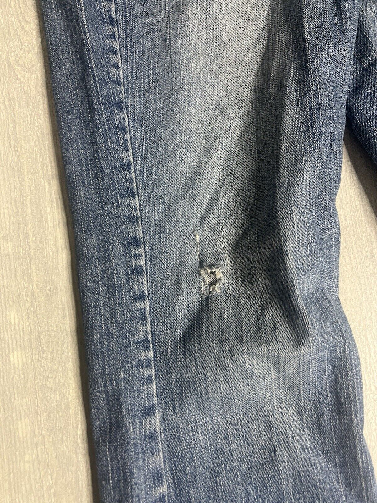 Guess Women's Skinny Jeans Size waist 28