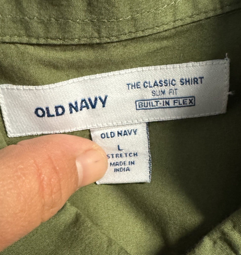 Old Navy Men’s Button Down Short Sleeve Large