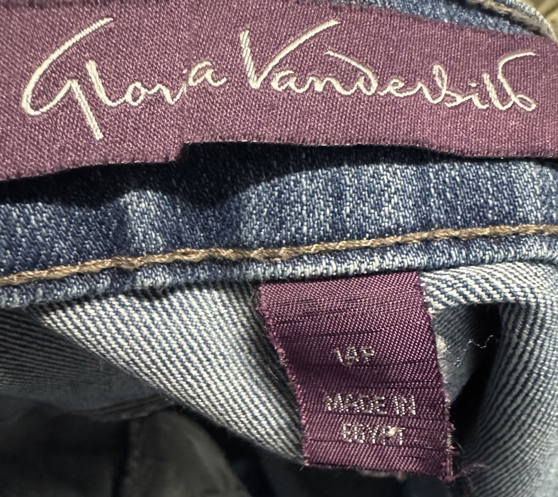Gloria Vanderbilt Women's size 14P  Blue Denim Jean