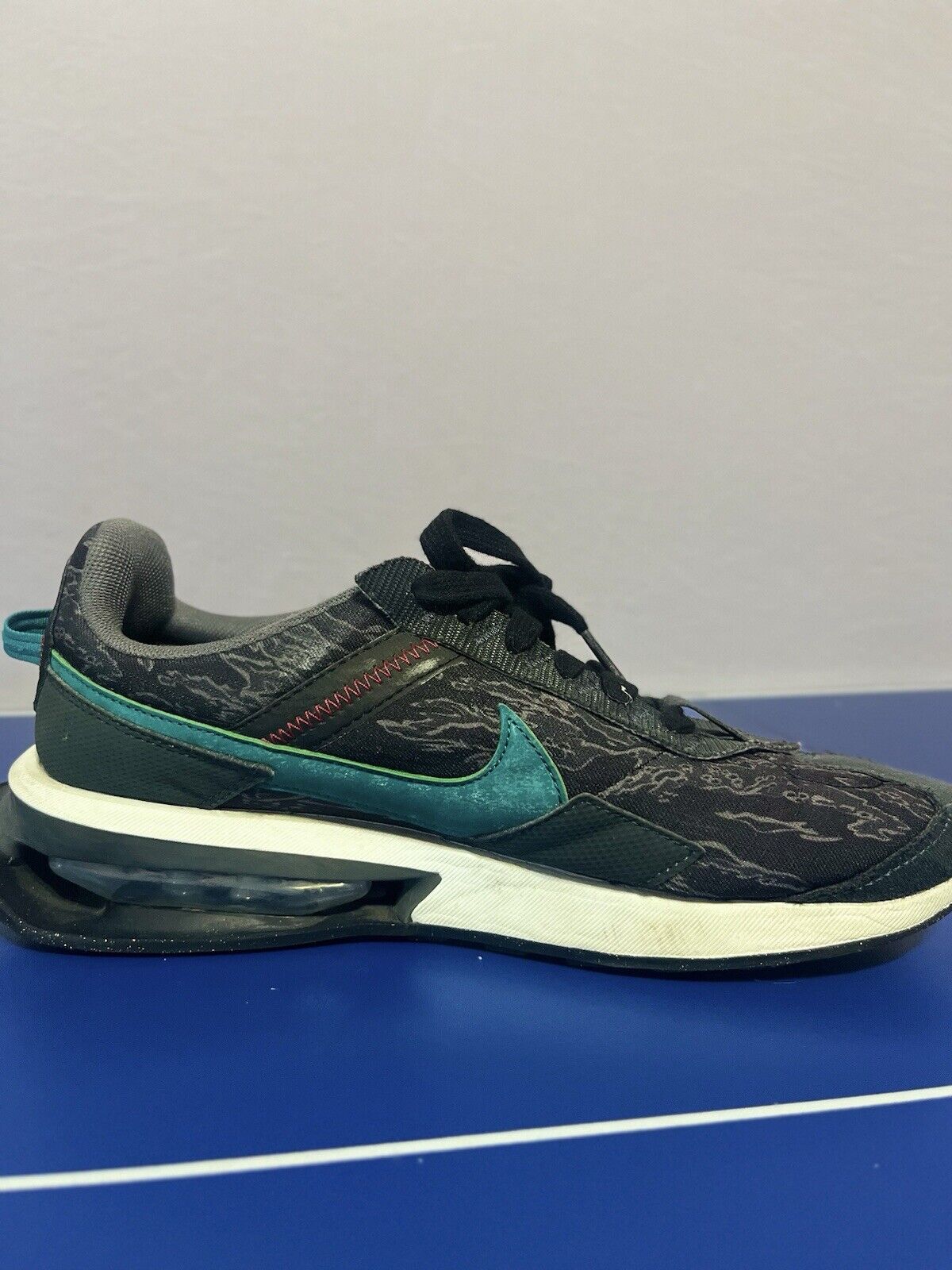 Nike Air Max Pre-Day Shoes Black Fresh Water Grey Sneakers Size 9 (DH4642-001)
