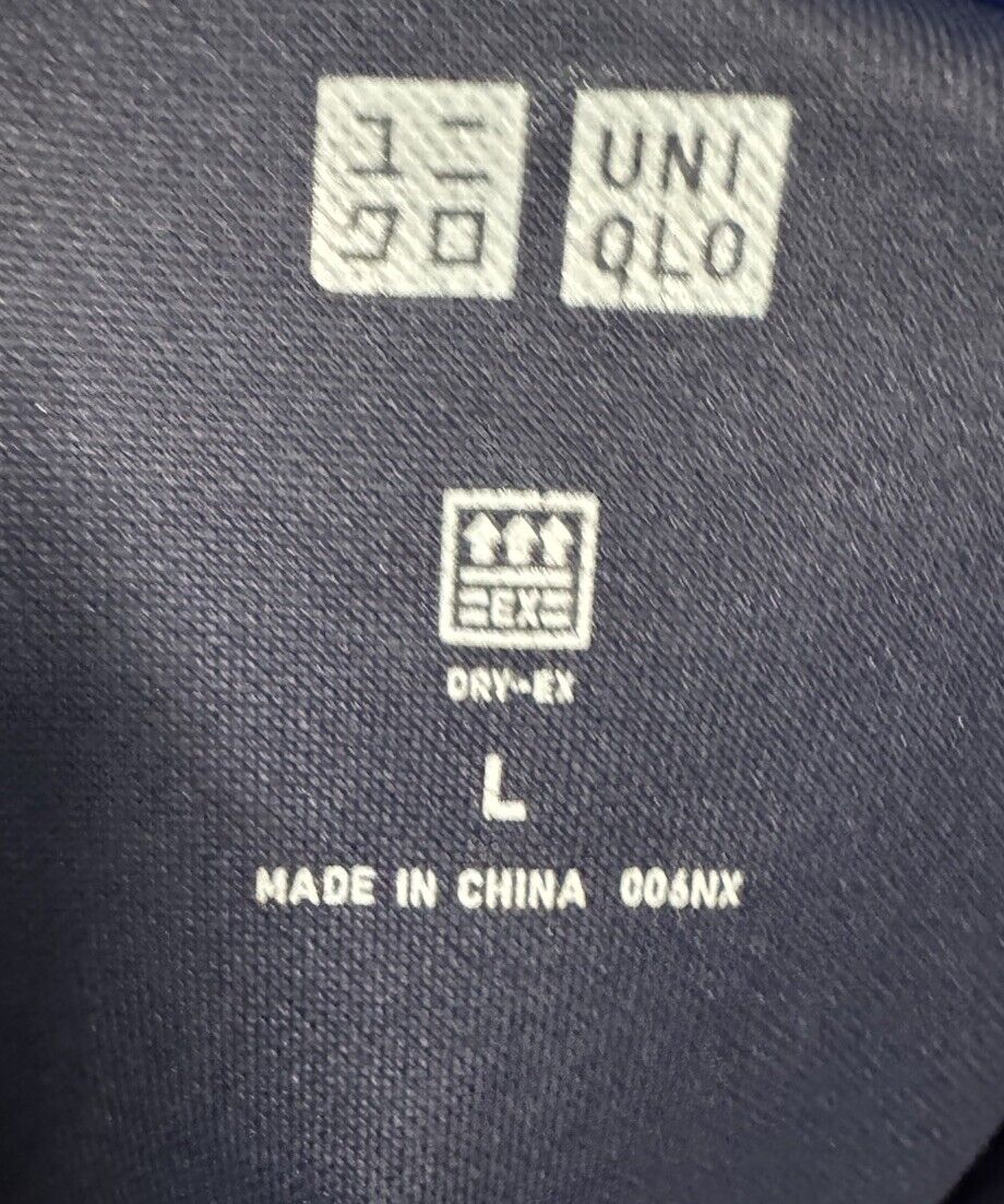 Men’s Uniqlo  V Neck T-shirt Navy Large