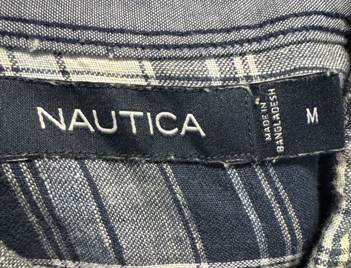 Nautica Shirt Mens Medium  Plaid Short Sleeve Button Down Classic Fit