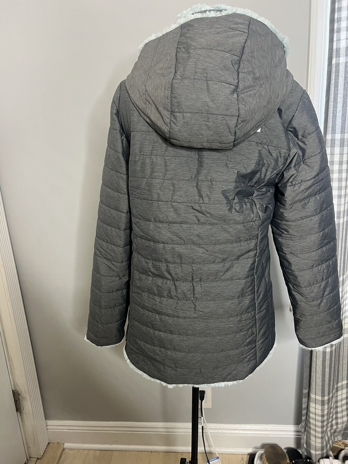 The North Face Dark Gray Jacket Girls Sz Large