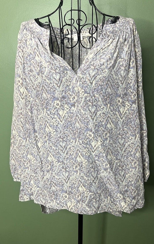 MAX STUDIO Size Medium Multicolor Floral V-Neck with Short Ruffle Sleeves Blouse