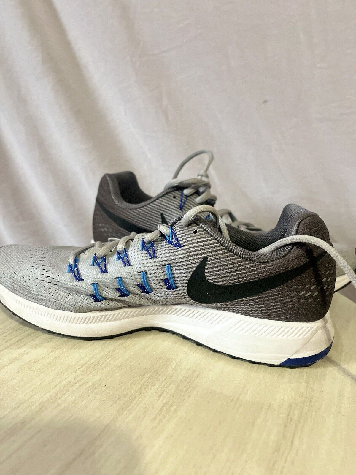 Nike Air Zoom Pegasus 33 Wolf Grey, men’s size 7, 2016, good condition,rare find