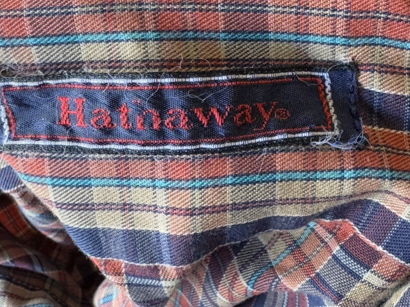 PLAID BUTTON DOWN