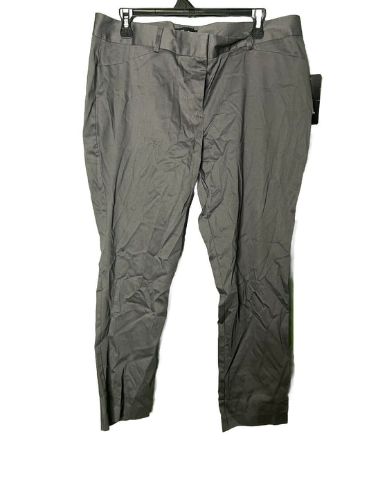 NWT D.F.A. NEW YORK WOMEN'S CAPRIS 16