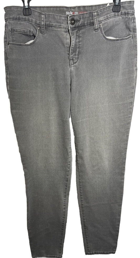 Style&Co,. Jeans Straight Leg Denim Women's Size 6