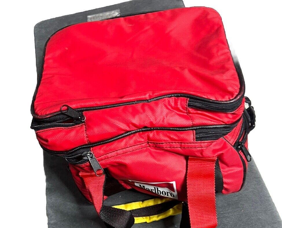 Vintage Marlboro Cooler Bag - Adventure Team - Lizard Rock  - Red - Insulated/