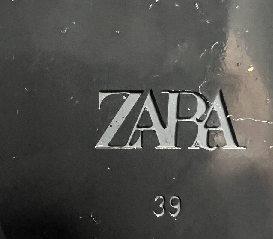 ZARA  woman’s Flip Flops size 39 EURO / US 8.5