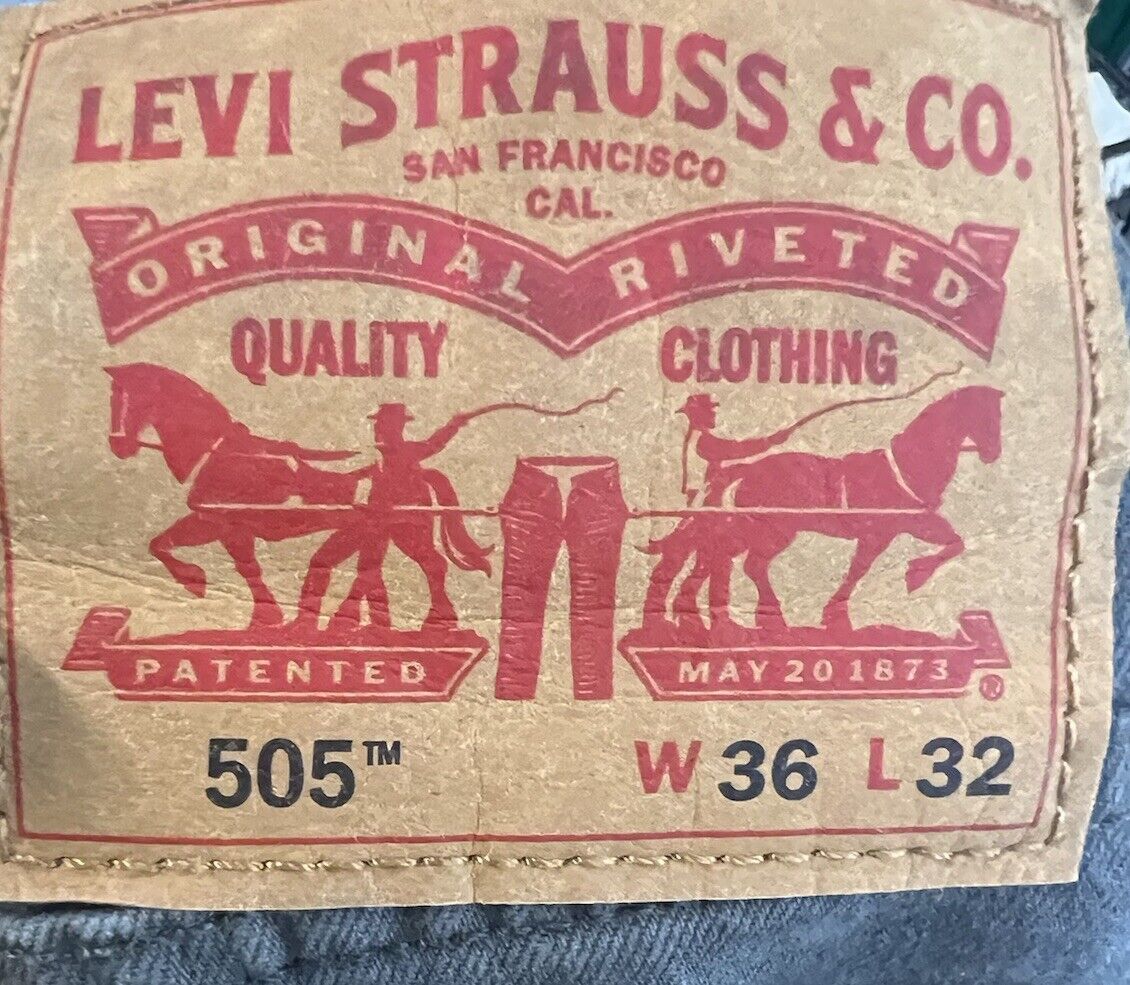 Levi’s 505 Jeans Men’s 36x32 Denim Straight Leg Dark Wash Casual