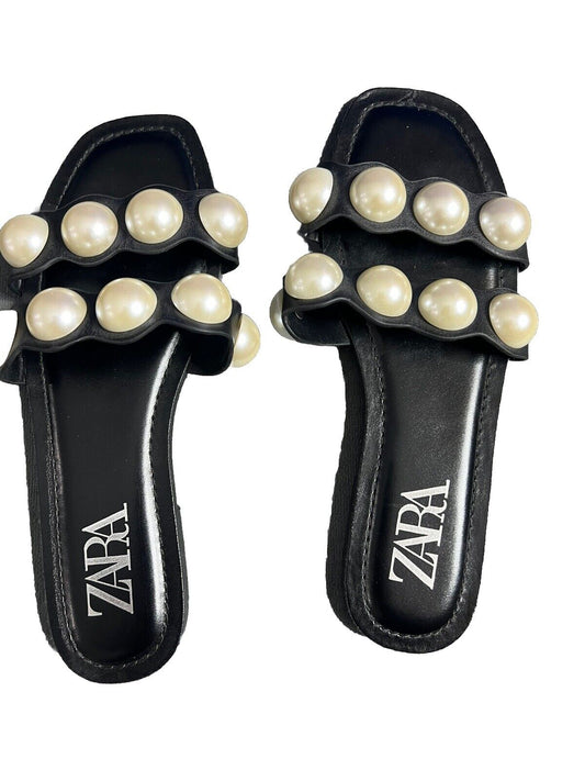 ZARA  woman’s Flip Flops size 39 EURO / US 8.5