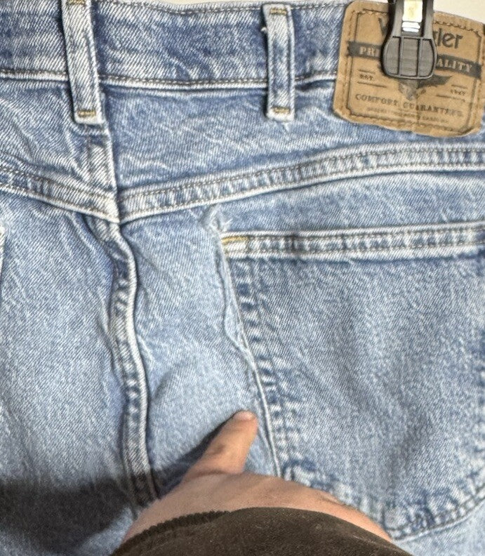 Wrangler Men Straight Blue Denim Jeans Cotton Medium Wash Size 34x30