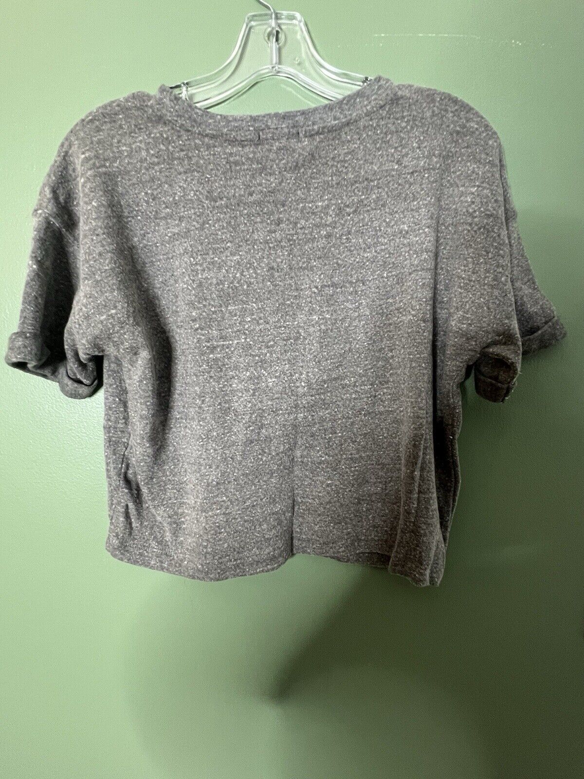 Forever 21 Women's Small Gray Long Sleeve Sweater