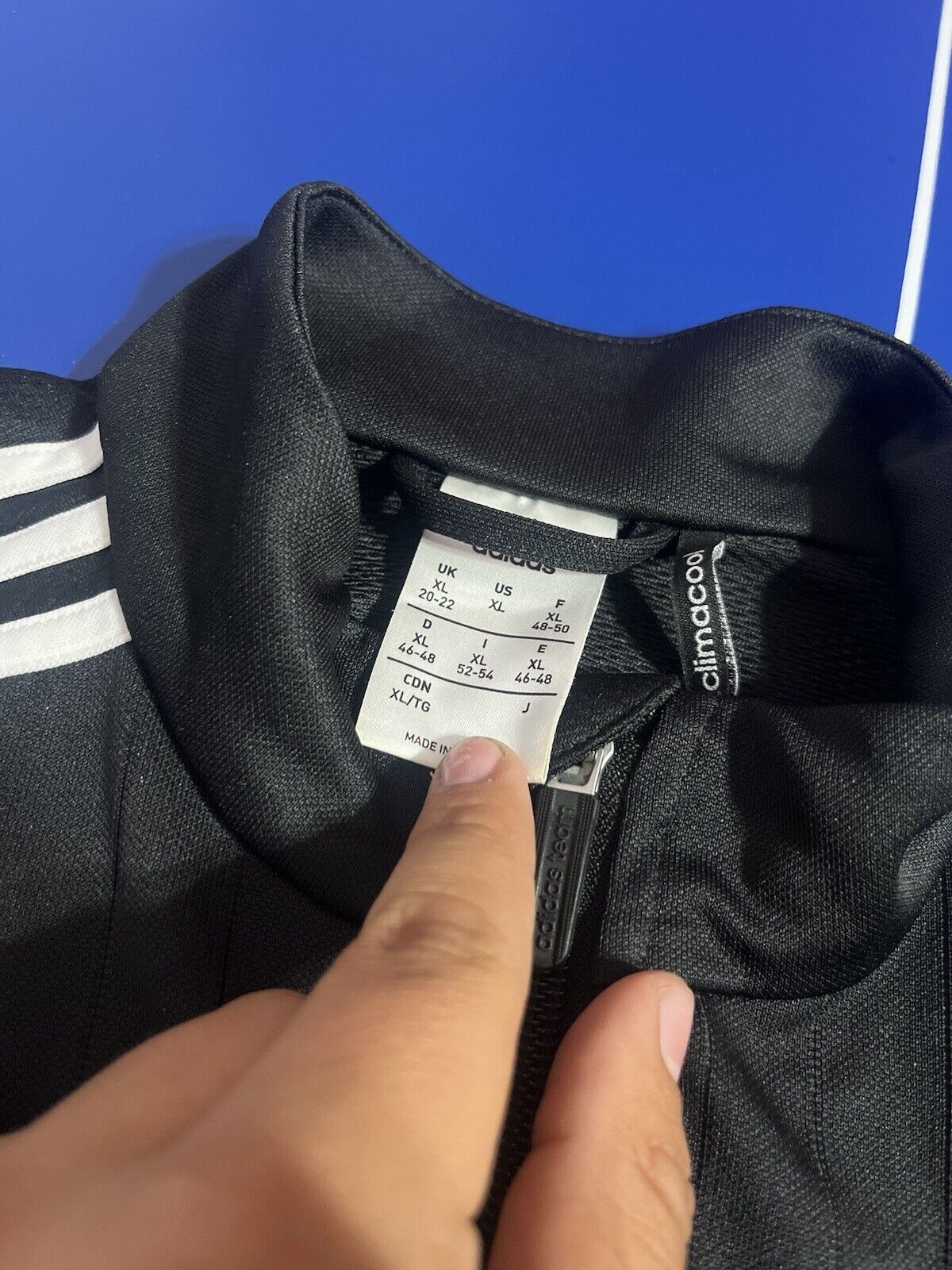 adidas Essentials 3-Stripe Track Jacket for Men, Size XL - Black/White,Rare Find