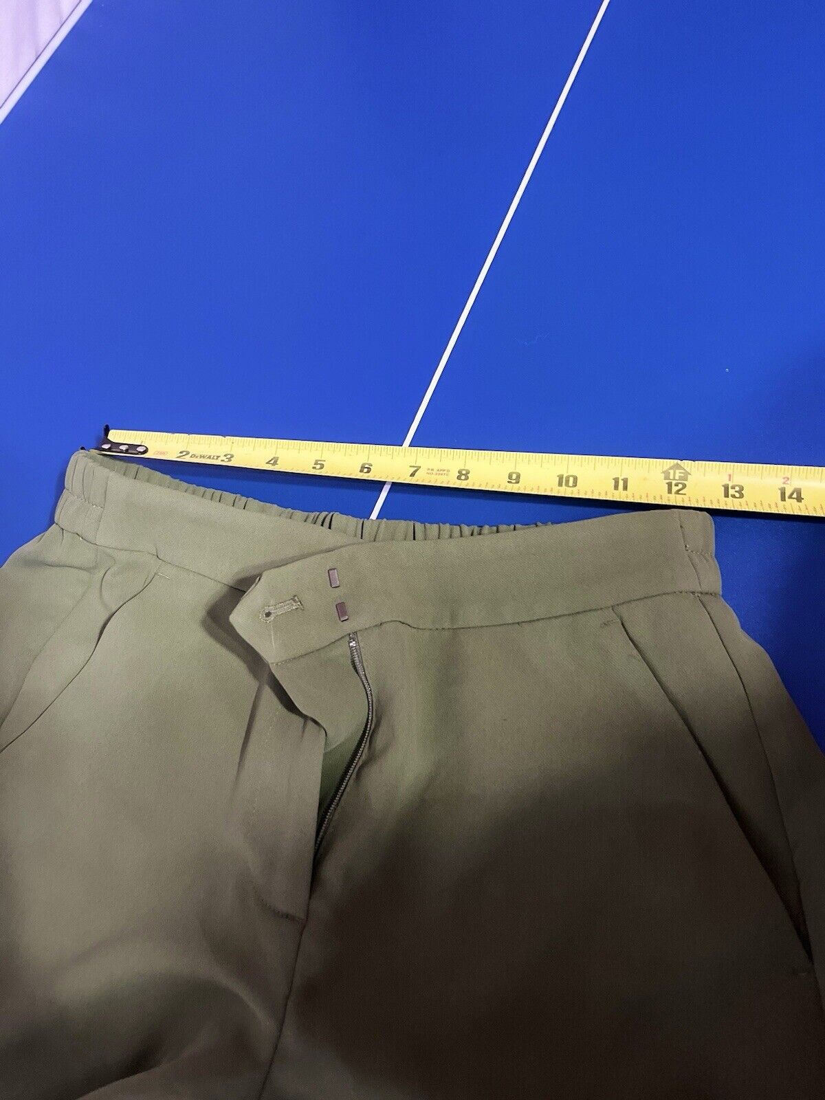 J. Crew Women 2 Wool Blend Green Elastic Waist Shorts Inseam4