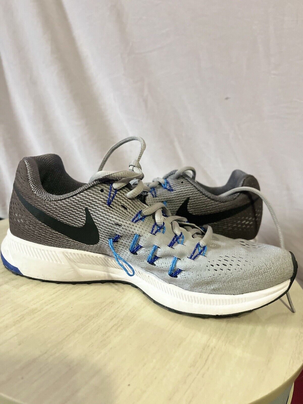 Nike Air Zoom Pegasus 33 Wolf Grey, men’s size 7, 2016, good condition,rare find