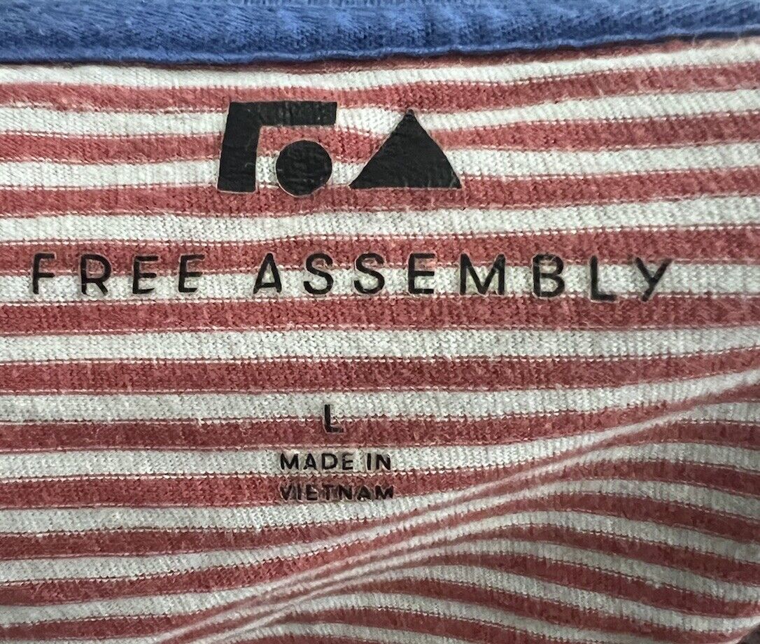 Free Assembly Polo Shirt Size Large