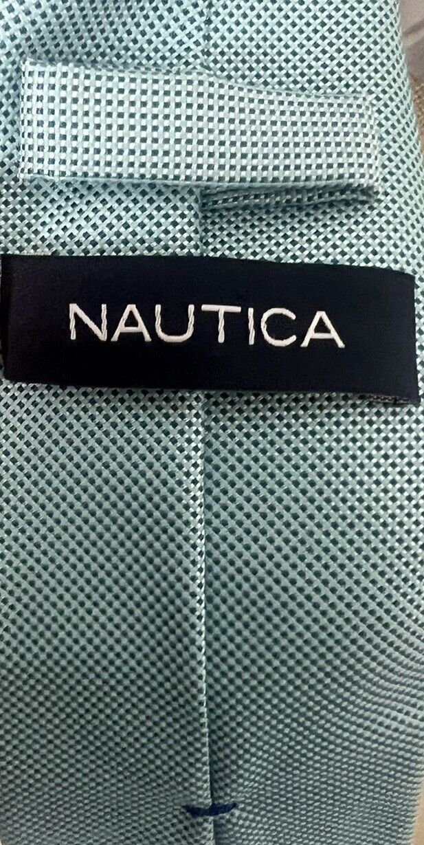 4 Ties For 12.00 Make An Offer/ APT. 9, NAUTICA, Tommy Hilfiger, Perry Ellis