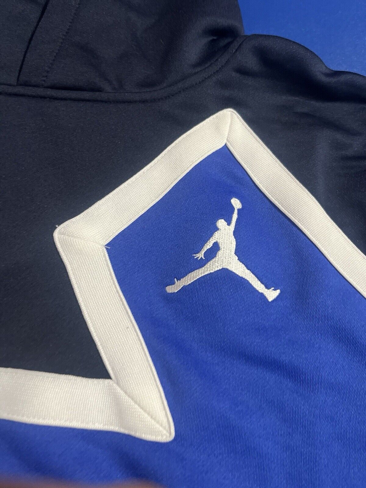 Boy's Youth Nike XL Jordan Hooded Short Sleeve Shirt