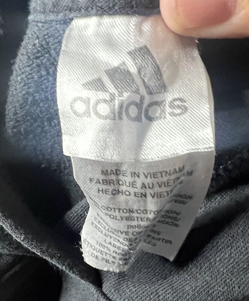 adidas sweater for boys size M 10/12