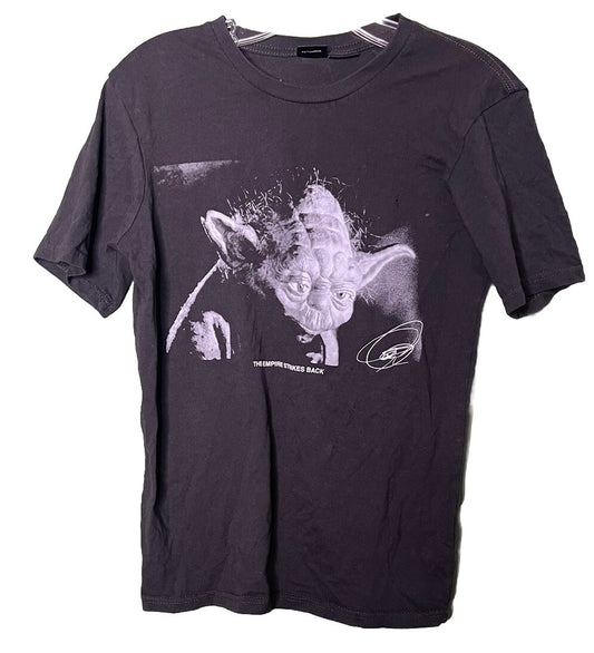 Star Wars Yoda T Shirt Size XS Dark Shirt