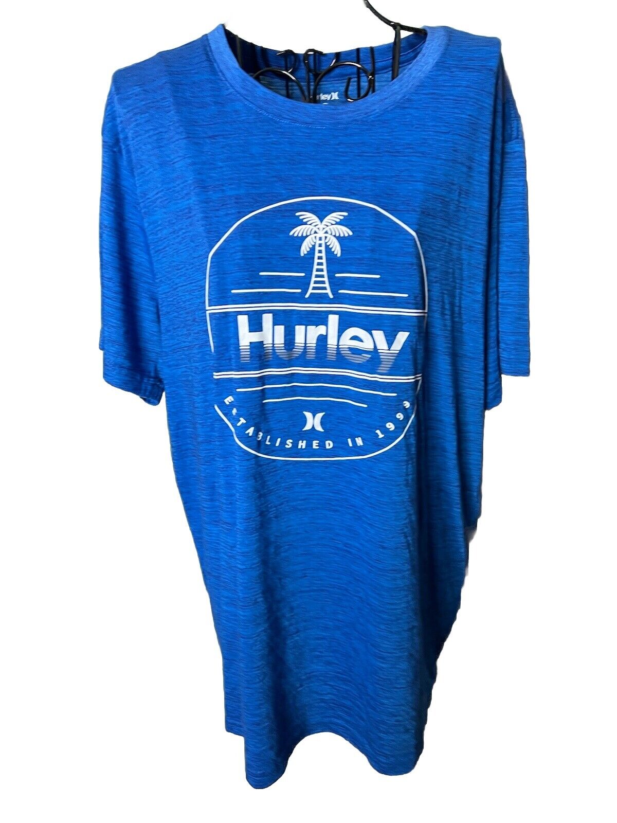 Hurley t shirt men's medium