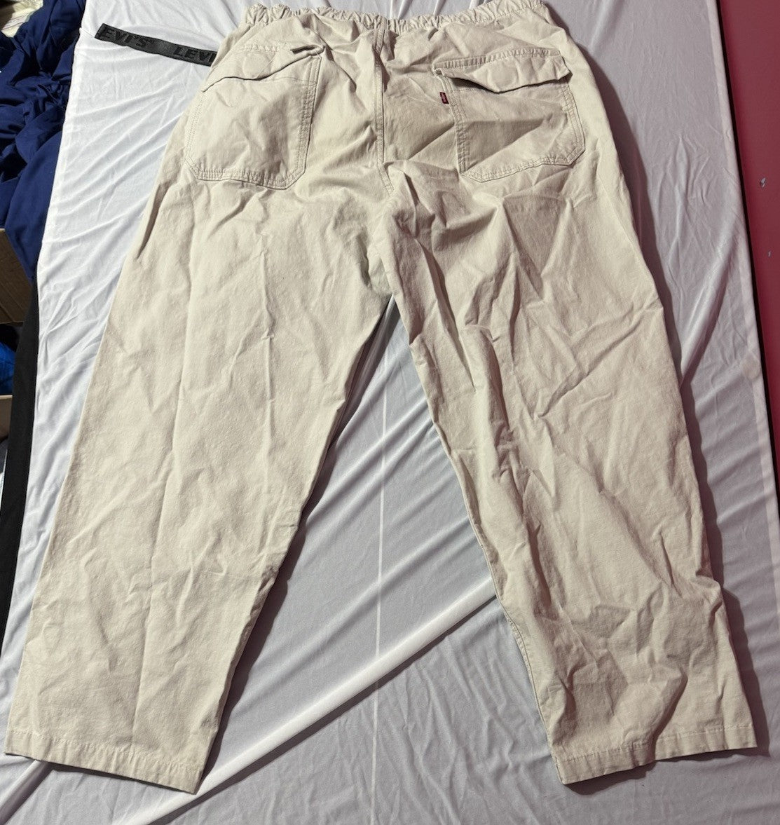 Levi’s Men Pants Size L