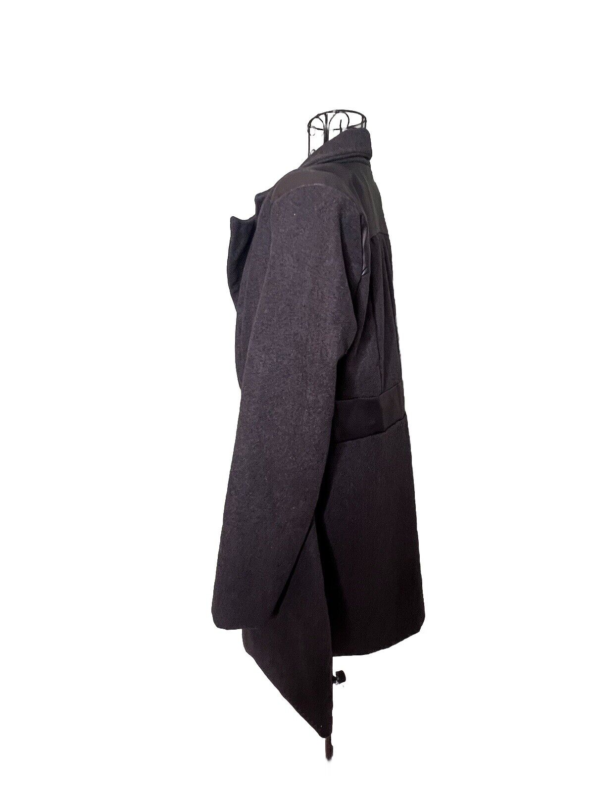 Women's Coat Size Medium  Gray