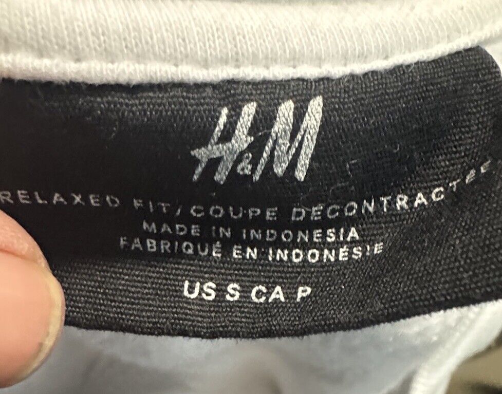 H&M Crewneck Sweater Size Small