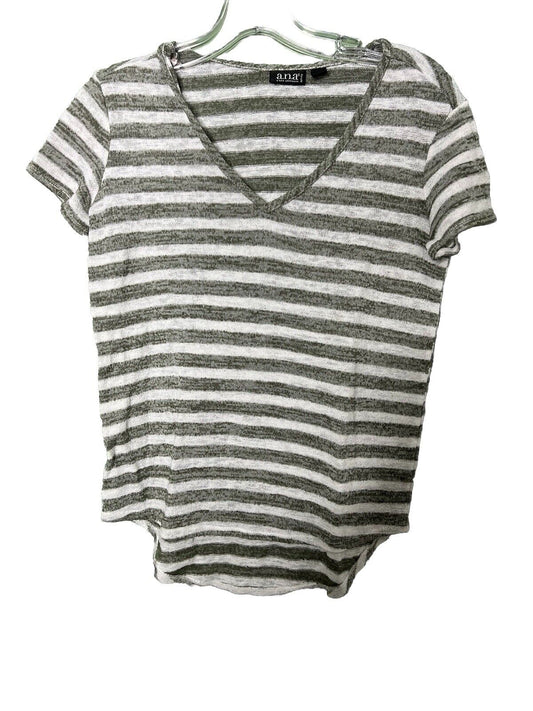 Ana  ‘A New Approach’ Women’s Short Sleeve T-shirt Petite Small