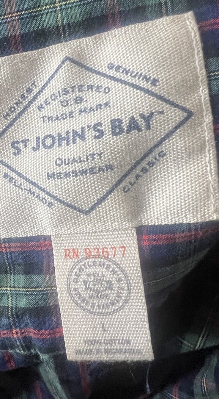 St. John's Bay Classic Fit Button-Down Shirt Large Long Sleeve Plaid