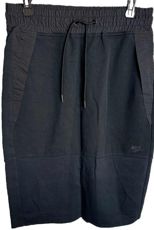 Nike Women’s Standard Fit High Rise Black Skirt Nylon Size Medium
