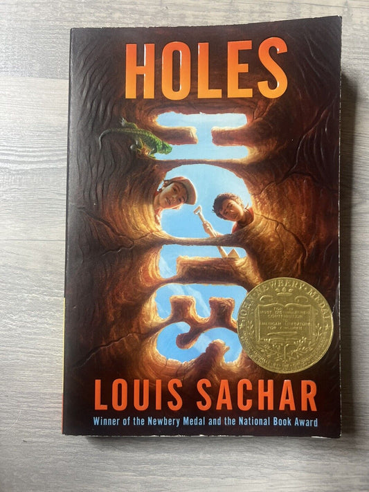 Holes - Paperback By Louis Sachar