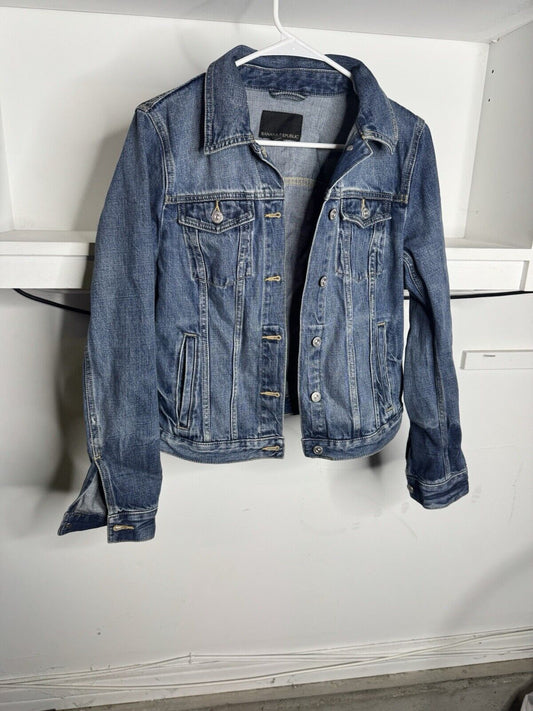 Banana Republic Essential Denim Jean Jacket Size Small