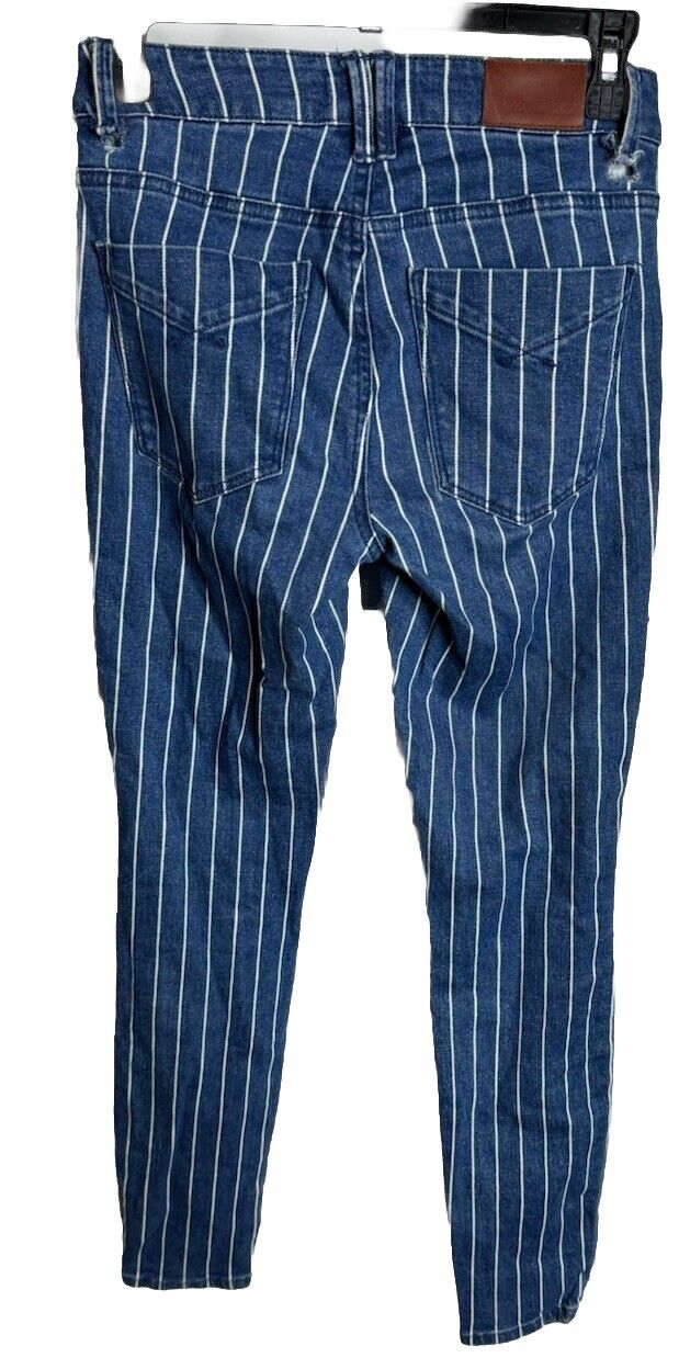 Unpublished Women Pants Size 24